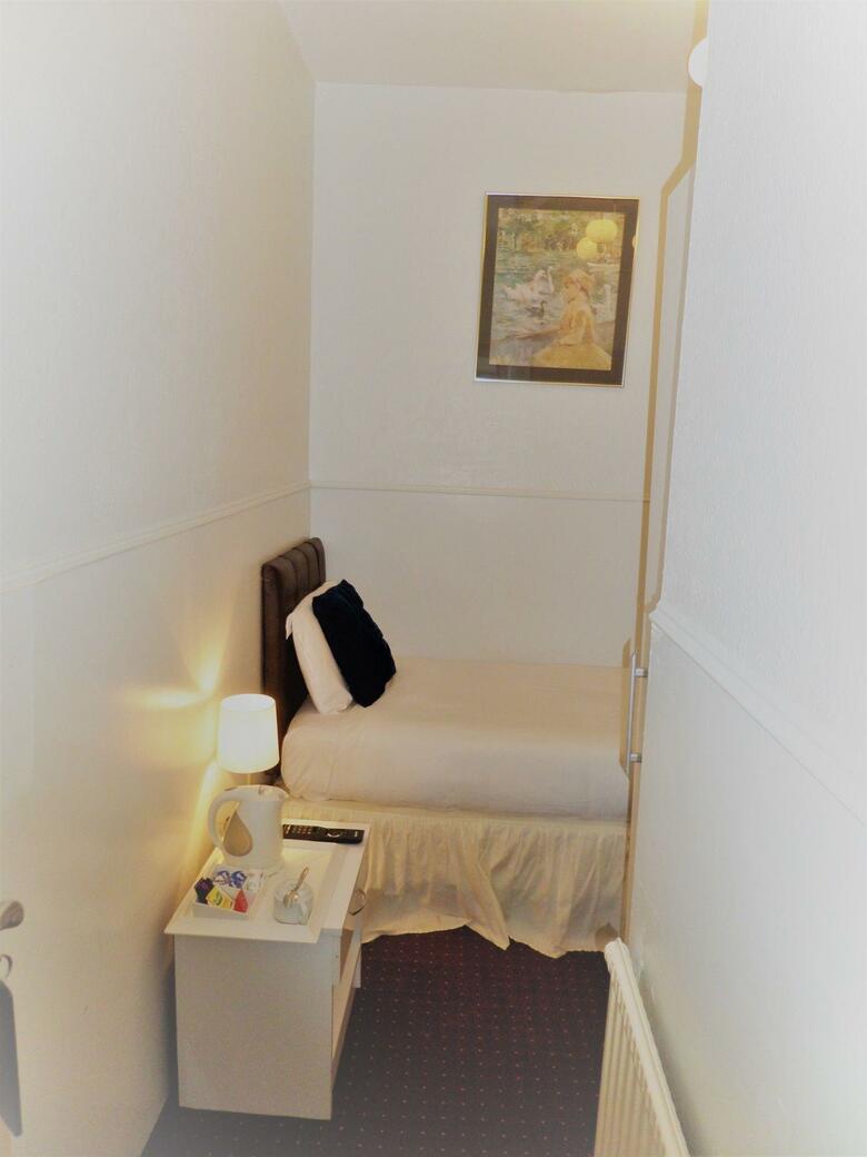 Lancaster Court Hotel