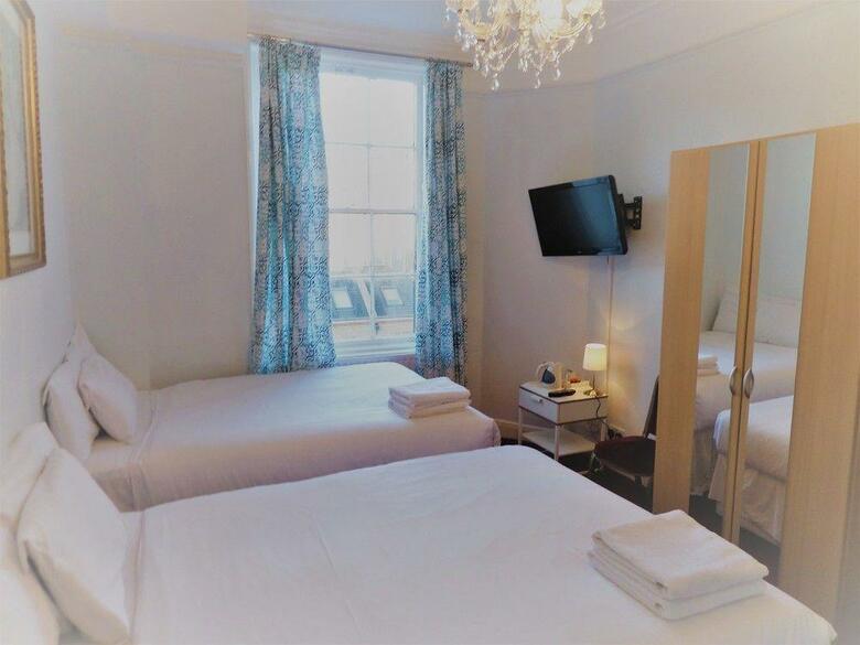 Lancaster Court Hotel