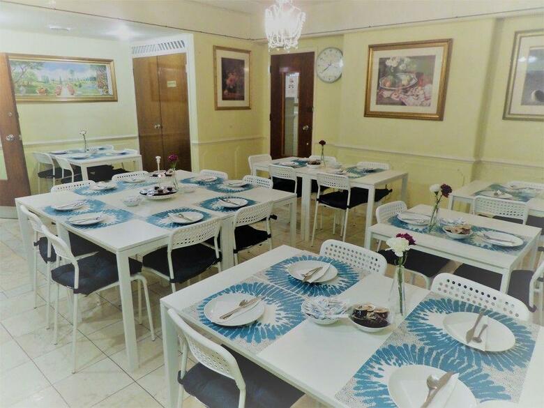 Lancaster Court Hotel