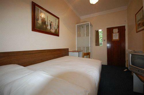 Lancaster Court Hotel