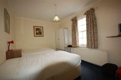 Lancaster Court Hotel