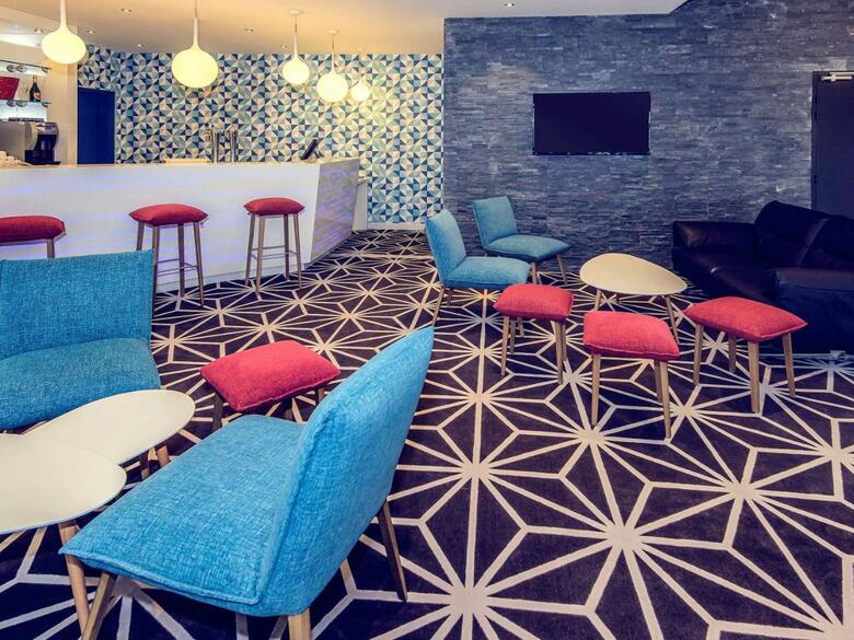 Hotel Mercure Poitiers Aquatis Site Du Futuroscope