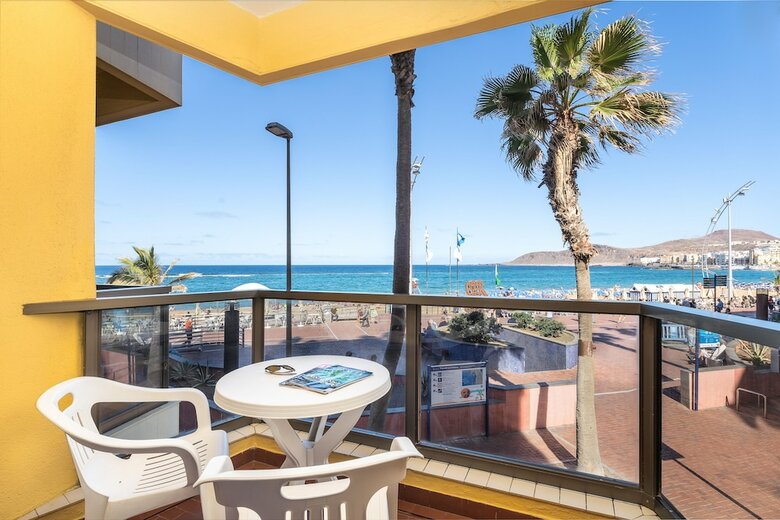 Apartamentos Col�n Playa