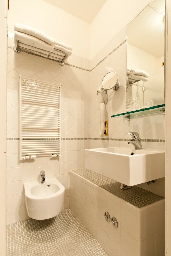 Hotel Graspo De Ua