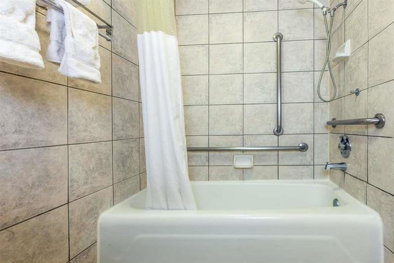 Hotel Baymont Inn And Suites