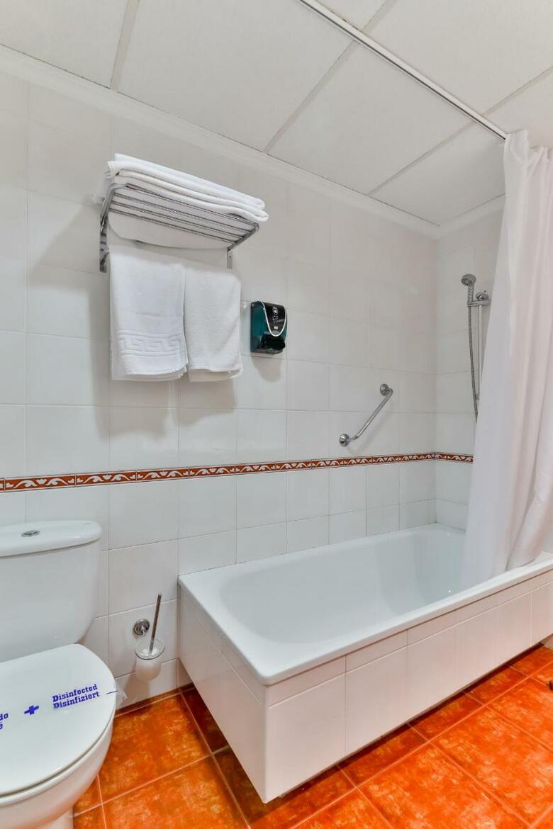 Hotel El Cruce