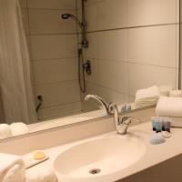 Hotel Armon Yam