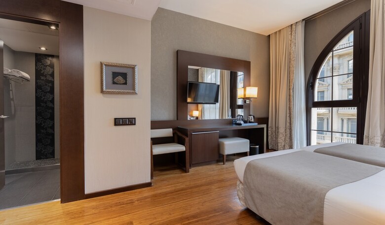 Barcelona Hotel Colonial