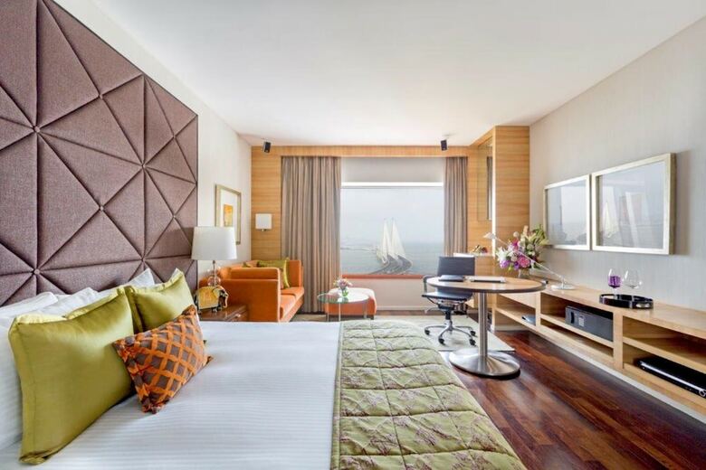 Hotel Taj Lands End