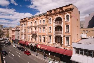 Hotel Grand Mercure Hadleys