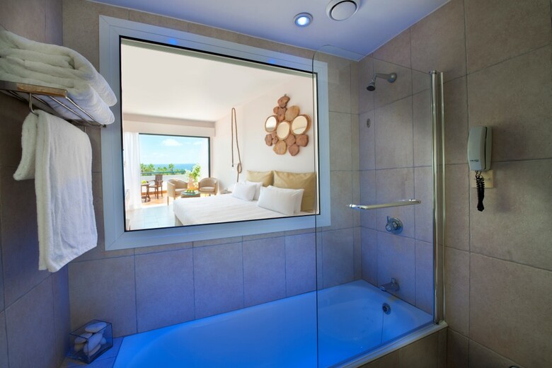 Hotel Azia Resort And Spa
