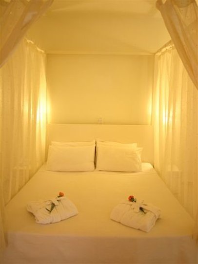 Hotel Archipelagos (superior)