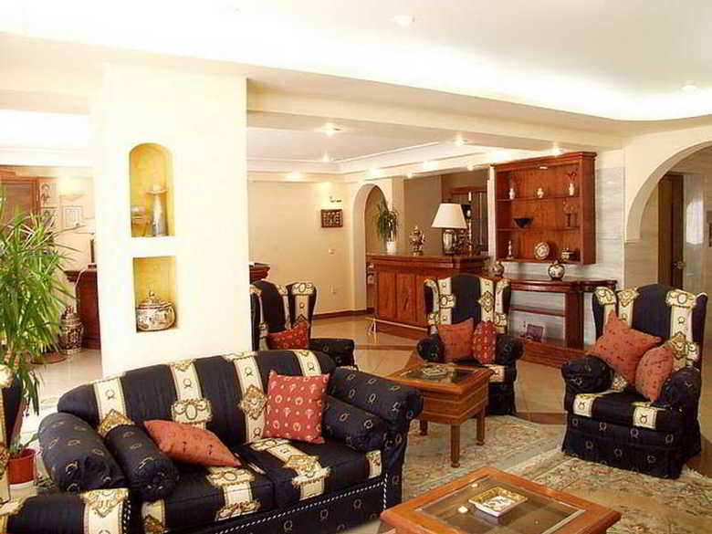 Kalimera Studios & Apartments