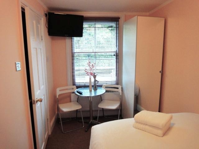 Hotel Dylan Apartments Kensington