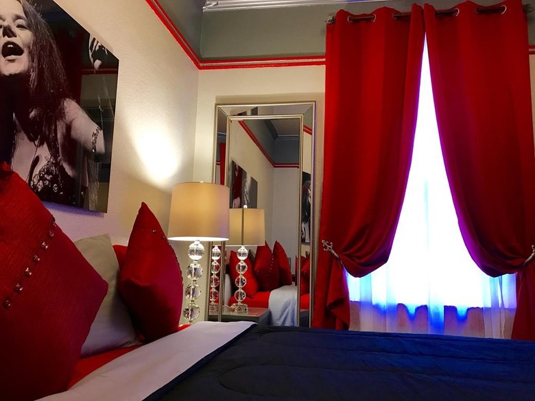 Encore Express Hotel