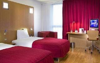 Hotel Ramada Encore Derby