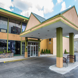 Hotel Quality Inn O'hare Airport (Duplicate 102454)