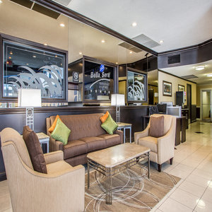 Hotel Quality Inn O'hare Airport (Duplicate 102454)