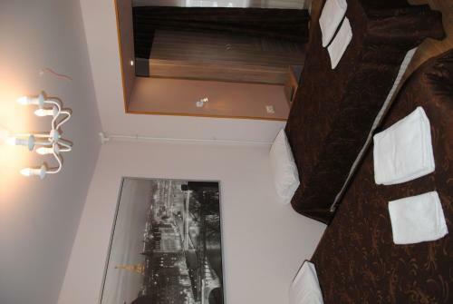 Hotel One Way