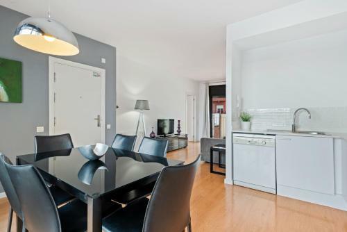 Modern And Chic Apartments In Gracia Near Parc Guell