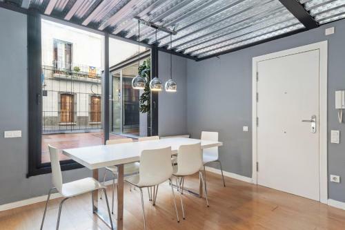 Modern And Chic Apartments In Gracia Near Parc Guell