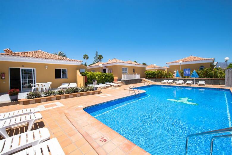 Apartamentos Bungalows Tara