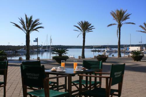Hostal Restaurant S'algaret