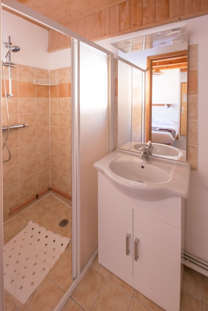 Hostal Gite Les Carlines