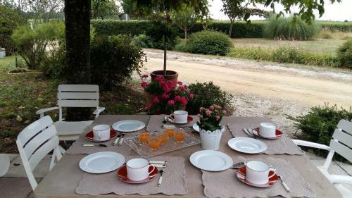 Bed & Breakfast Les Chambres D'h�tes De Ch�teau Vieux Robin