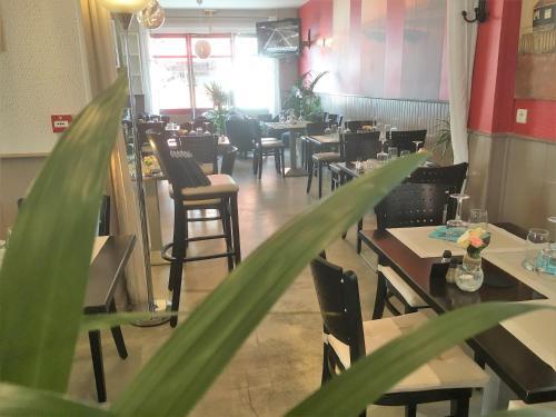 Hotel H�tel L'ostr�i
