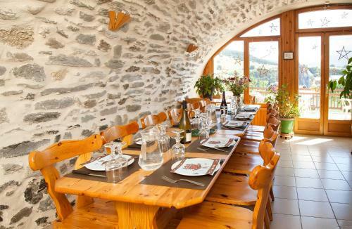 Bed & Breakfast La Roche Du Croue