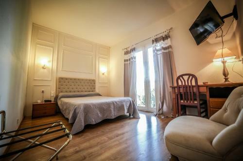 Hotel Castellu Rossu