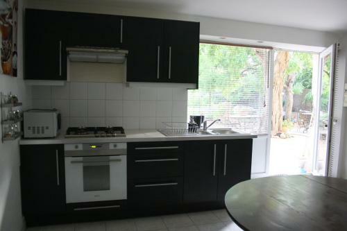 Mas De Bellegou Bed And Breakfast