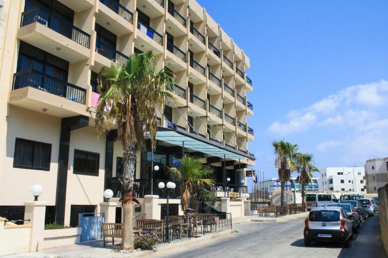 Hotel Canifor