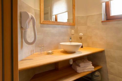 Bed & Breakfast La Griffe � Foin Au Restaurant Raisin D'or
