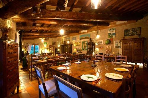 Posada Domaine Pozzo Di Mastri Et Spa