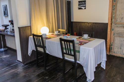 Hostal Maison D'h�tes Chambre En Ville