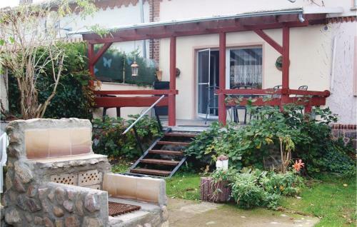 Three-bedroom Holiday Home In Gohren-lebbin Ot U.