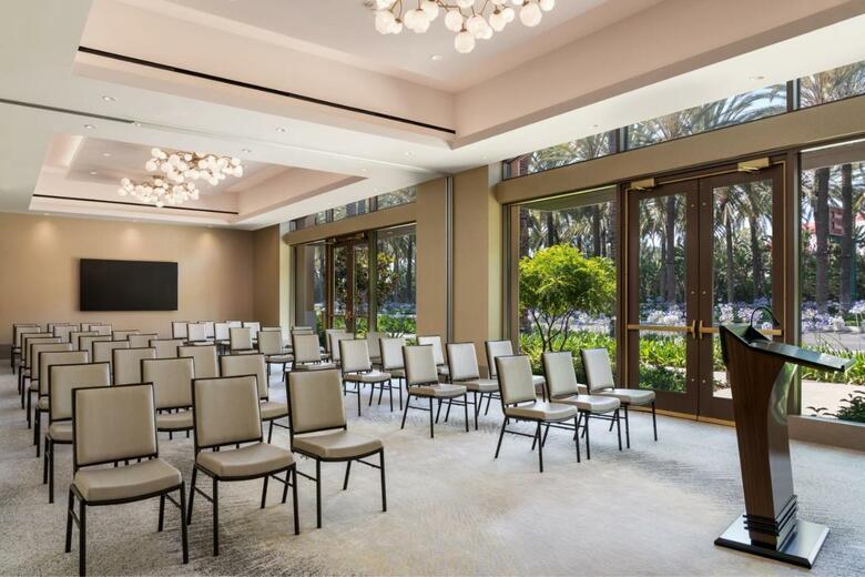 Anabella Hotel