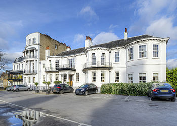 Hotel Richmond Gate