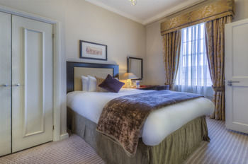 Hotel Richmond Gate