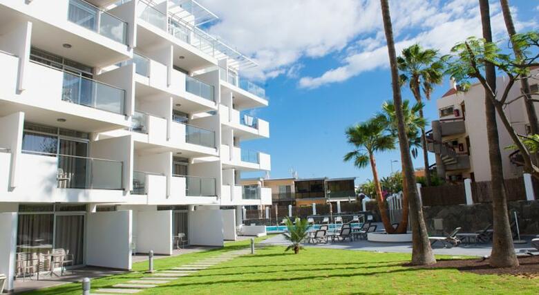Apartamentos El Palmar