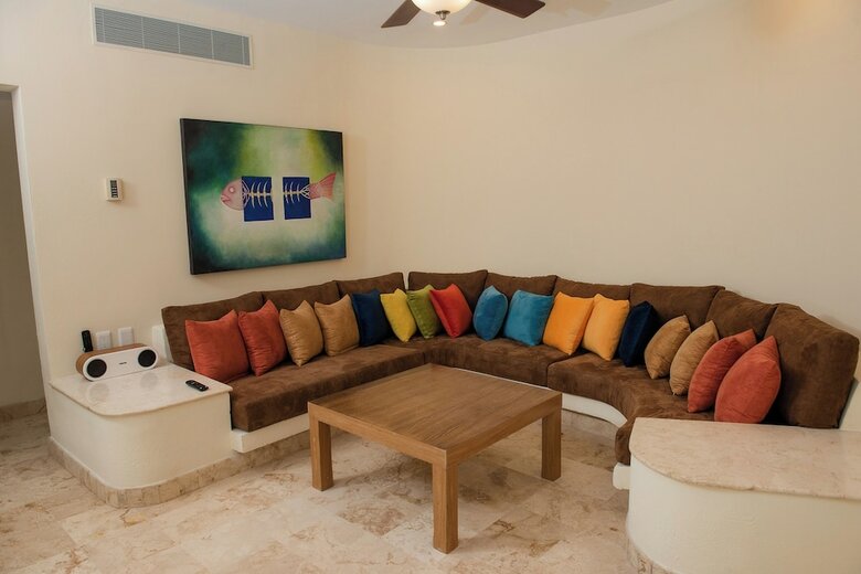 Maya Villa Condo Hotel