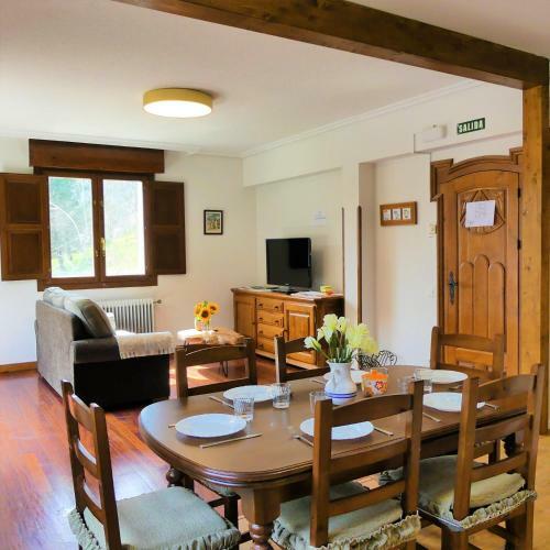 Agroturismo Bidezarra Etxea