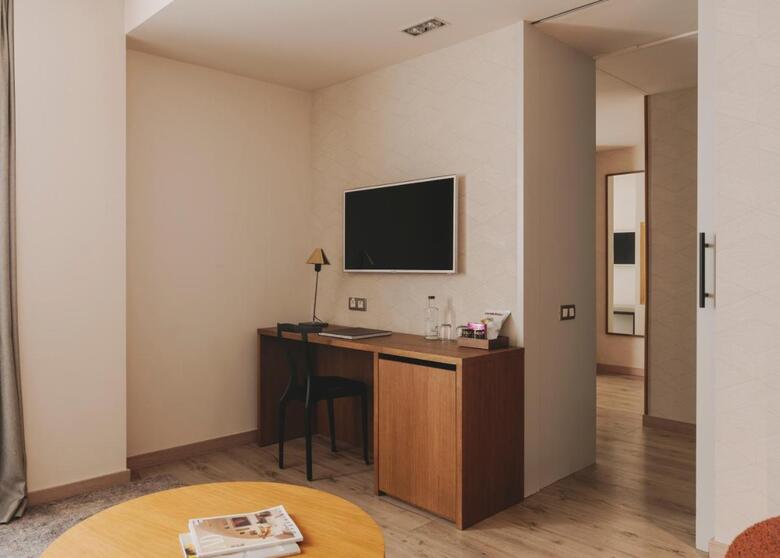 Hotel Catalonia Boulevard