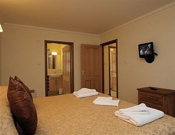 Moness House Hotel & Country Club