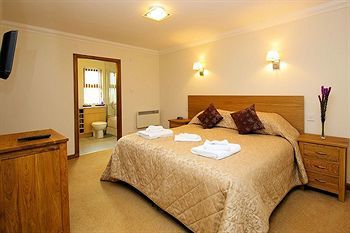 Moness House Hotel & Country Club