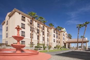 Holiday Inn Express Hotel & Suites Yuma