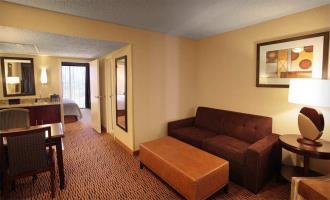 Embassy Suites Dallas Market Center Hotel