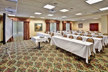 Holiday Inn Hotel  Suites Ann Arbor Univ. Mic